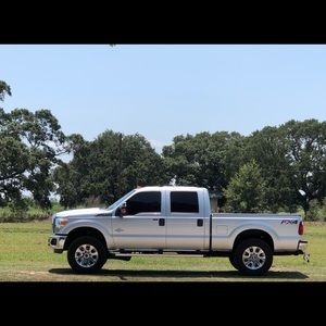 Meet your Posher, Ray